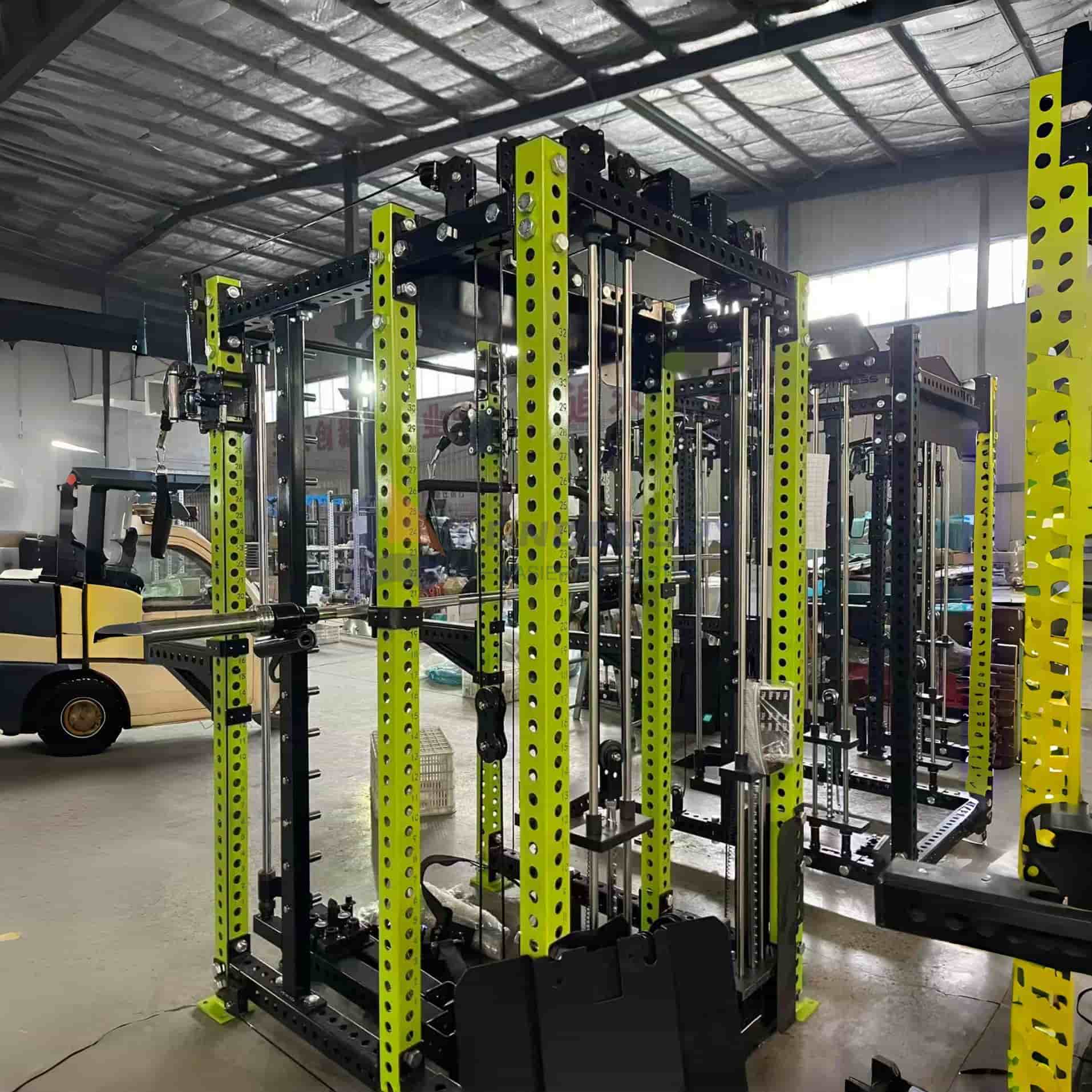 Multifunctional Trainer Smith Machina