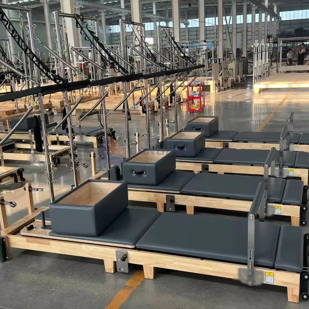 Quercus Pilates reformator cum media parte turris